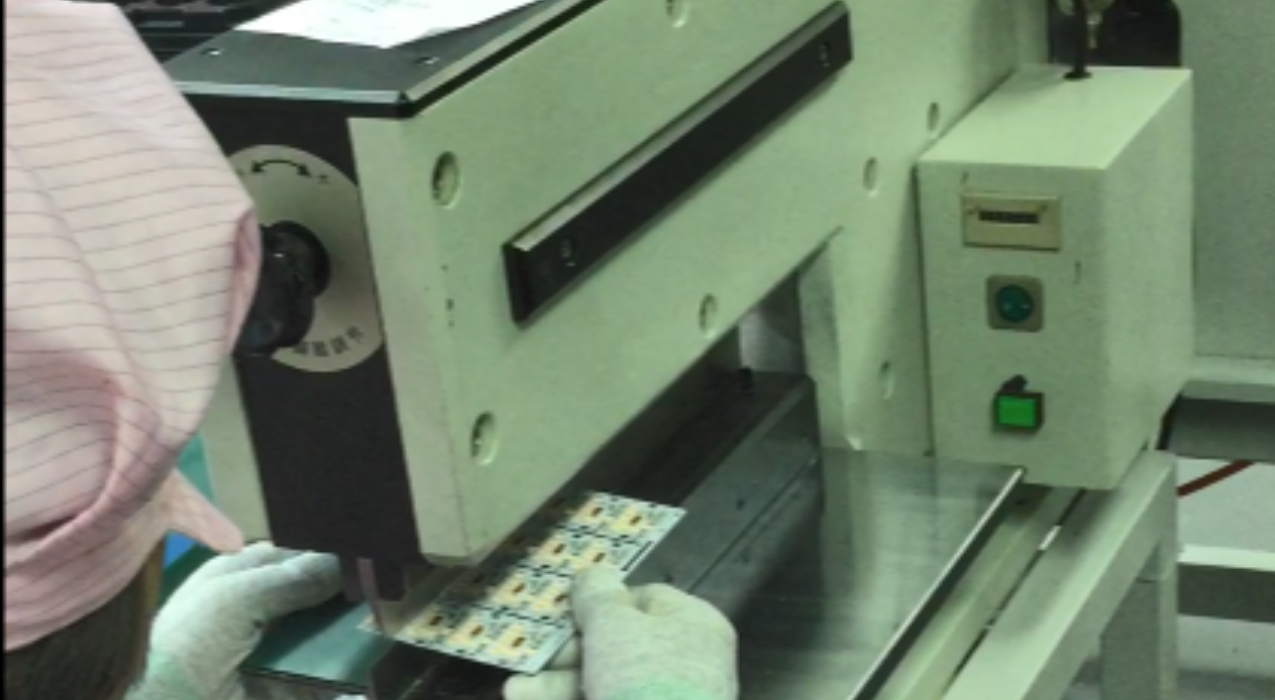 Guillotine machine